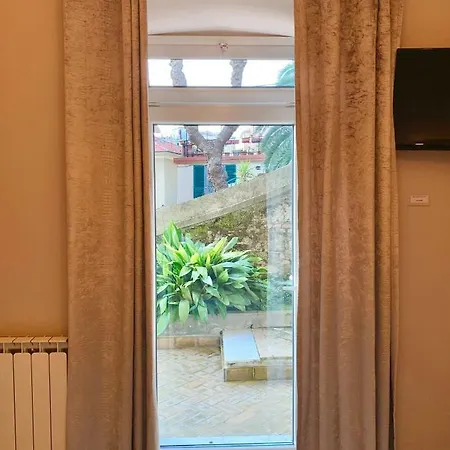 Cernaia 2* La Spezia